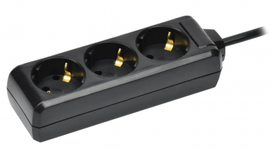 Фотография товара 'IEK Удлинитель У03 3 места с заземлением 1,5м 3х1мм2 16А 250В черный WYP10-16-03-01-Z-K02'