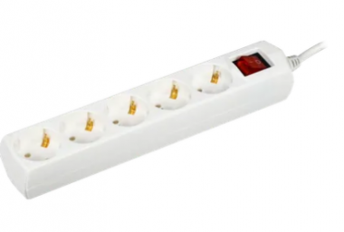 Фотография товара 'IEK Удлинитель У05В 5 мест 2P+PE/3м 3х1мм2 10А/250В WYP10-10-05-03-ZK-G'