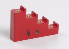 Фотография товара 'IEK Изолятор ступенчатый ИС4-20 (М6) силовой YIS11-4-20'