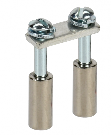 Фотография товара 'IEK Перемычка в сборе для колодки клеммной CTS 10мм2 2PIN YCT10-00-K03-010-A-2P'